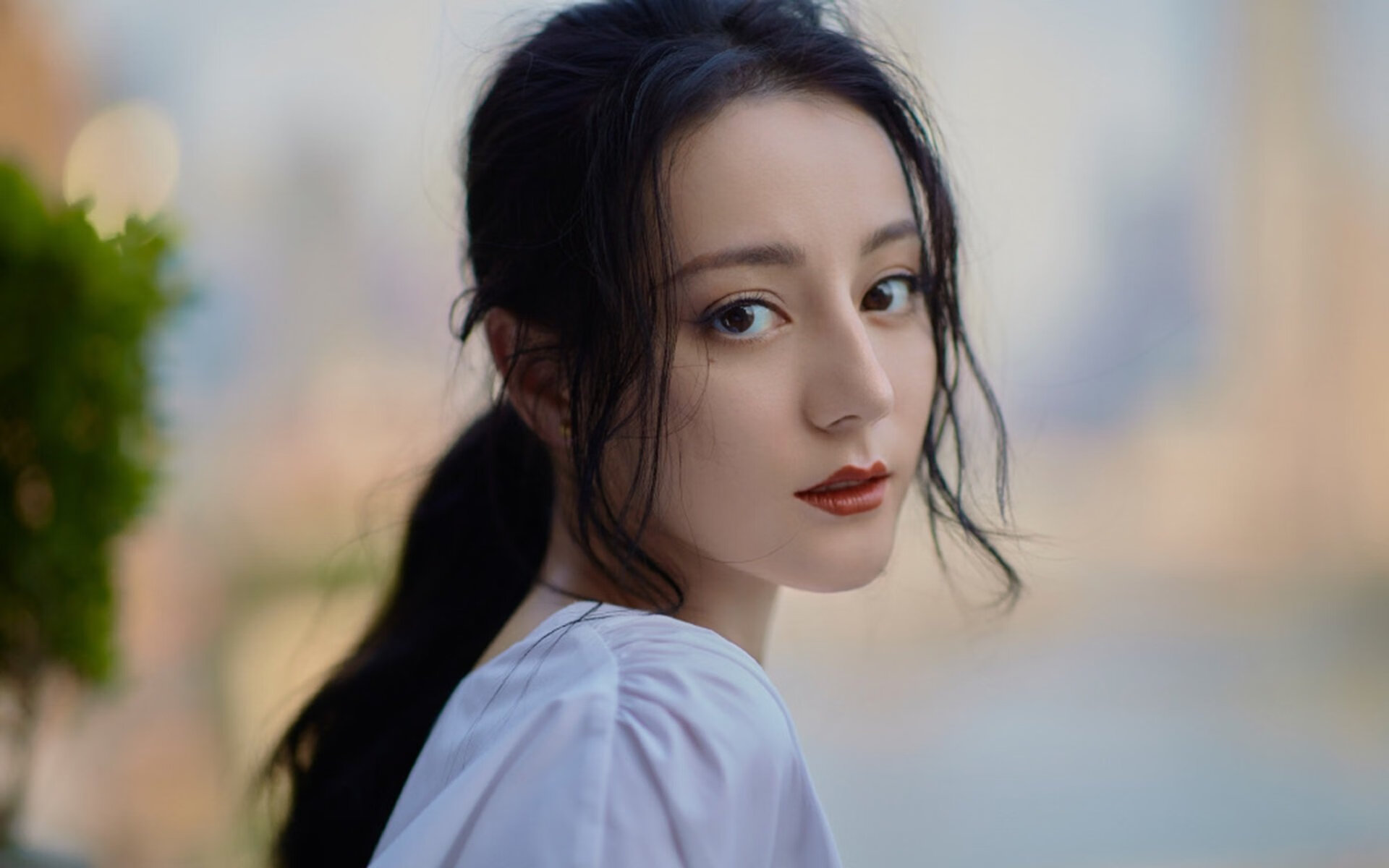 _极夜冰川滑雪：在北极光中疾驰_，北极光滑雪场